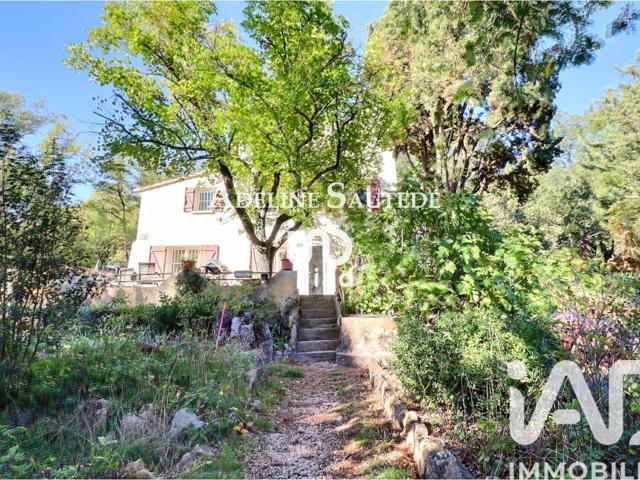 Vente  Maison de 185 m² à Garéoult 520 000 euros Réf: SFN-1852275