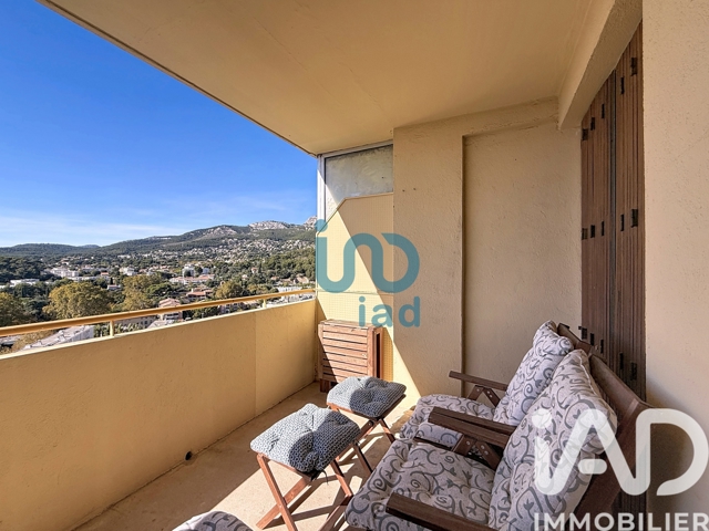 Vente  Appartement F3  de 55 m² à Toulon 139 000 euros Réf: SFN-1880236