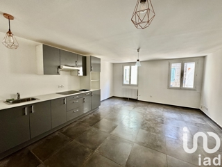 Vente  Appartement T2  de 36 m² à Signes 85 000 euros Réf: SFN-1795964