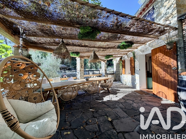 Vente  Maison de 35 m² à Solliès Toucas 469 000 euros Réf: SFN-1879828