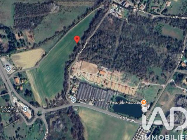 Vente  Terrain de 65275 m² à Roquebrune sur Argens 207 500 euros Réf: SFN-1880068