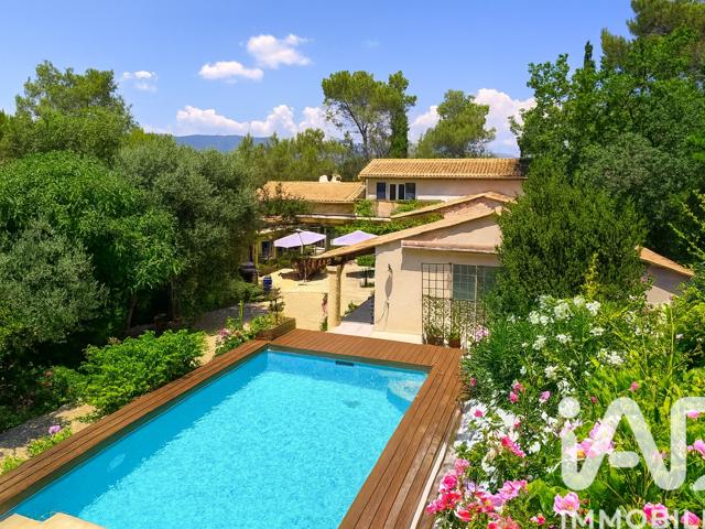 Vente  Maison de 282 m² à Saint Paul en Forêt 945 000 euros Réf: SFN-1881486