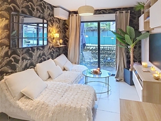 Vente  Appartement F2  de 45 m² à Hyères 199 000 euros