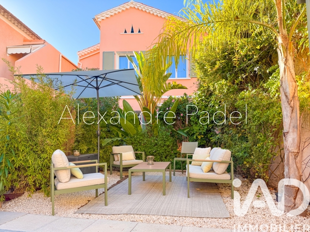 Vente  Maison de 85 m² à Sanary 890 000 euros Réf: SFN-1879295