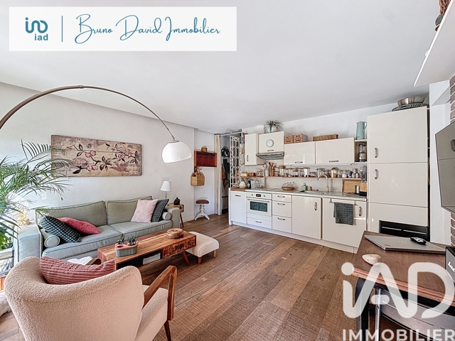 Vente  Appartement T2  de 35 m² à Hyères 162 000 euros Réf: SFN-1832991