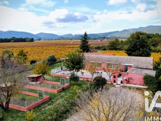 Vente  Maison de 184 m² à Garéoult 525 000 euros