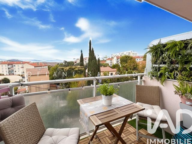 Vente  Appartement F3  de 52 m² à La Seyne 175 000 euros Réf: SFN-1863462