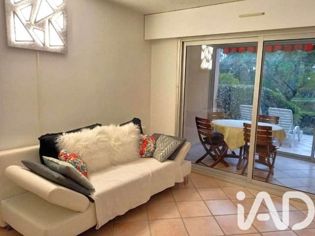 Vente  Appartement F2  de 34 m² à Saint Raphaël 239 600 euros Réf: SFN-1887795