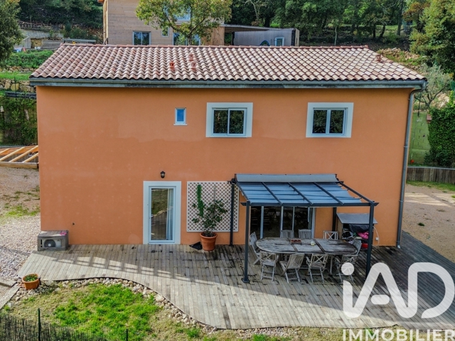 Vente  Maison de 157 m² à Vidauban 375 000 euros Réf: SFN-1888932