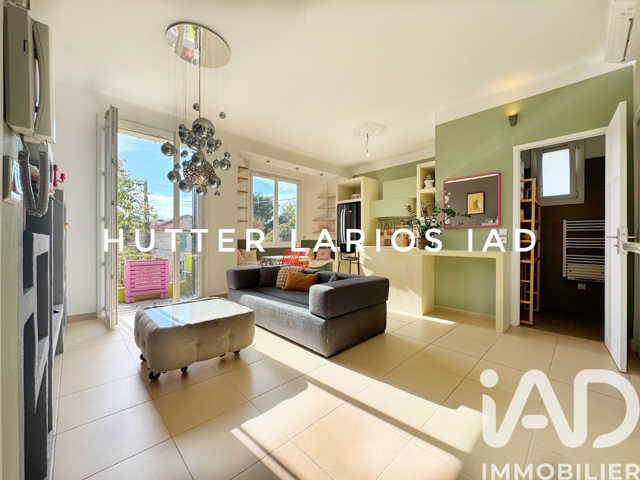 Vente  Appartement T3  de 50 m² à Toulon 246 500 euros Réf: SFN-1887842