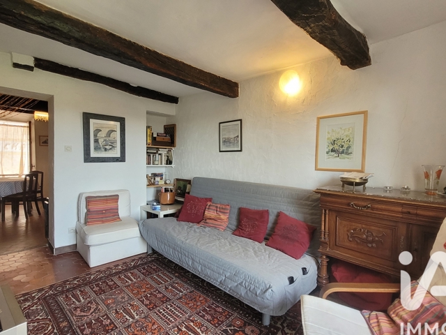 Vente  Maison de 50 m² à Montmeyan 89 000 euros Réf: SFN-1883532