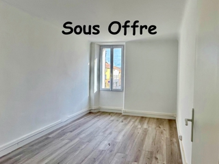 Vente  Appartement T2  de 54 m² à Cogolin 173 000 euros