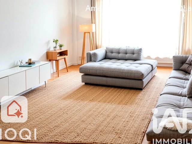 Vente  Appartement T4  de 80 m² à Toulon 175 000 euros Réf: SFN-1861269