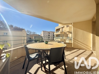 Vente  Appartement T4  de 80 m² à Six-Fours 260 000 euros