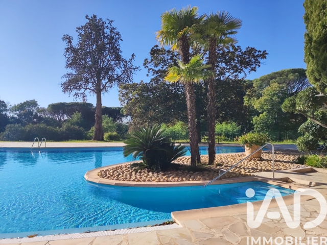 Vente  Appartement T2  de 40 m² à Saint Raphaël 199 000 euros Réf: SFN-1897696