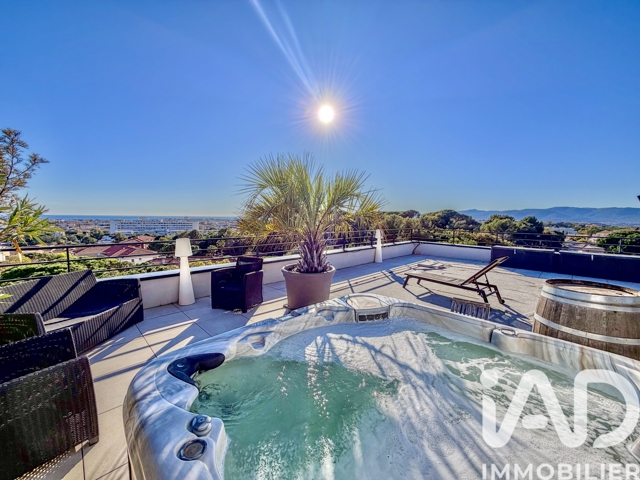 Vente  Appartement F4  de 103 m² à Fréjus 799 000 euros Réf: SFN-1899495