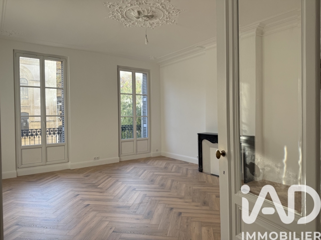 Vente  Appartement F5  de 160 m² à Toulon 650 000 euros Réf: SFN-1897048