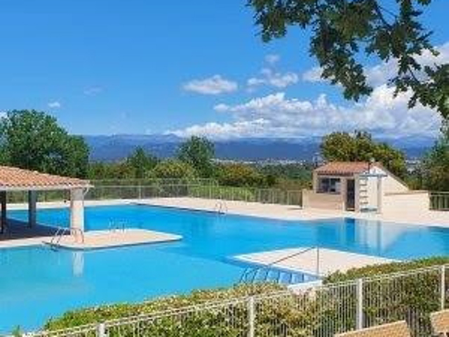 Vente  Maison de 58 m² à Roquebrune sur Argens 240 000 euros Réf: SFN-1901602