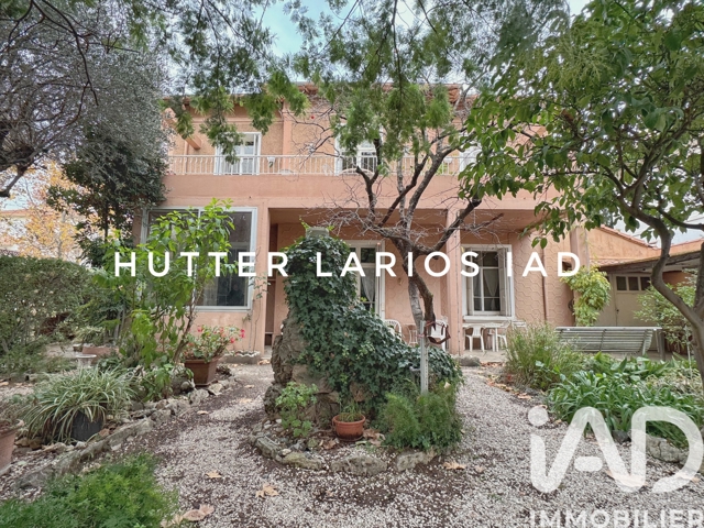 Vente  Maison de 220 m² à Hyères 849 000 euros Réf: SFN-1902437