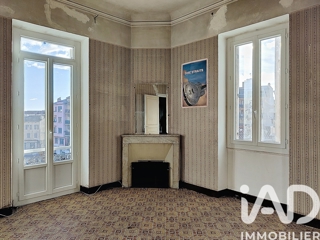 Vente  Appartement T3  de 55 m² à Toulon 98 000 euros Réf: SFN-1900153