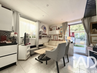 Vente  Appartement T2  de 38 m² à Hyères 295 000 euros