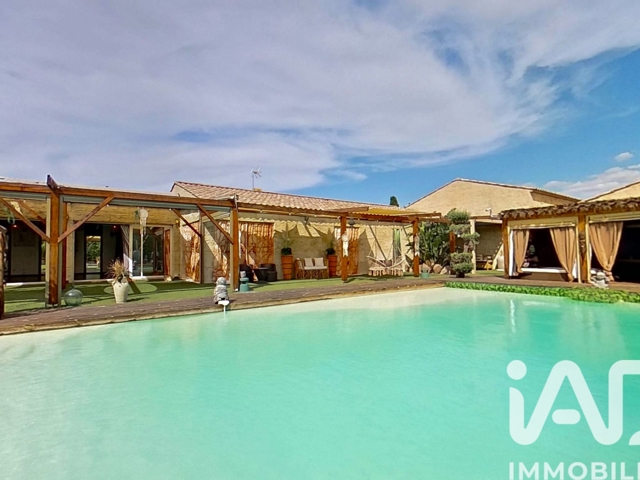 Vente  Maison de 240 m² à Solliès Ville 990 000 euros Réf: SFN-1905786