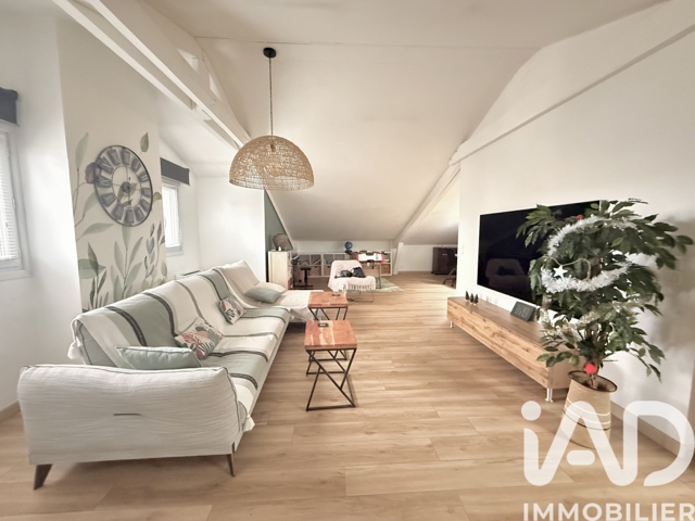 Vente  Appartement T3  de 100 m² à Saint Raphaël 399 000 euros Réf: SFN-1905269