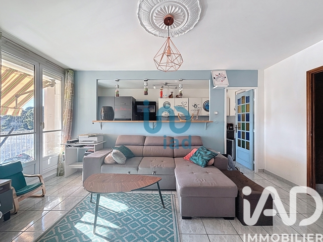 Vente  Appartement T4  de 75 m² à Toulon 174 000 euros Réf: SFN-1898695