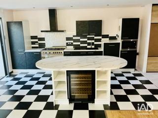 Vente  Maison de 135 m² à La Londe les Maures 644 000 euros