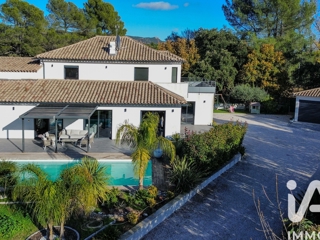 Vente  Maison de 285 m² à Roquebrune sur Argens 1 190 000 euros Réf: SFN-1906283