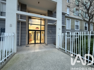 Vente  Appartement T2  de 40 m² à Toulon 169 000 euros Réf: SFN-1911589