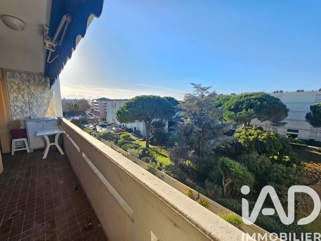 Vente  Appartement T3  de 66 m² à Fréjus 318 000 euros Réf: SFN-1910997