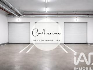 Vente  Garage de 29 m² à Hyères 33 000 euros Réf: SFN-1911450