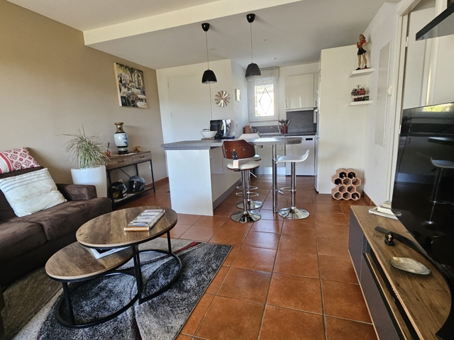 Vente  Appartement F3  de 54 m² à Sainte Maxime 360 000 euros Réf: SFN-1915865