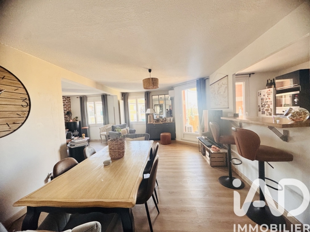 Vente  Appartement F3  de 81 m² à Fréjus 200 000 euros Réf: SFN-1916514