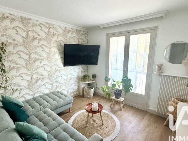 Vente  Appartement F3  de 57 m² à Saint Raphaël 190 000 euros Réf: SFN-1918100