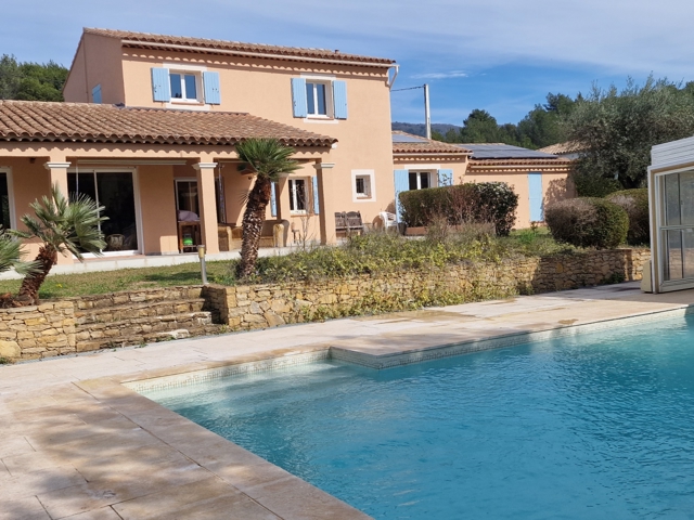 Vente  Maison de 203 m² au Beausset 880 000 euros Réf: SFN-1743234