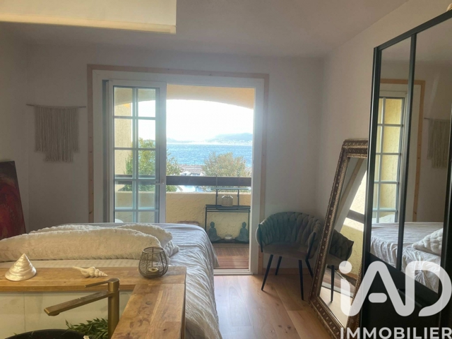Vente  Appartement F3  de 56 m² à Saint Cyr Sur Mer 560 000 euros Réf: SFN-1918828