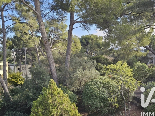 Vente  Appartement F2  de 47 m² à Sanary 340 000 euros Réf: SFN-1917950
