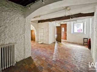 Vente  Local commercial de 34 m² au Castellet 105 000 euros
