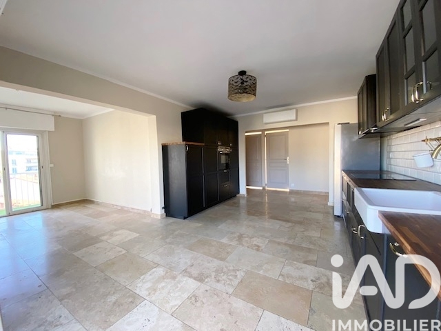 Vente  Appartement T5  de 94 m² à Fréjus 325 000 euros Réf: SFN-1919524