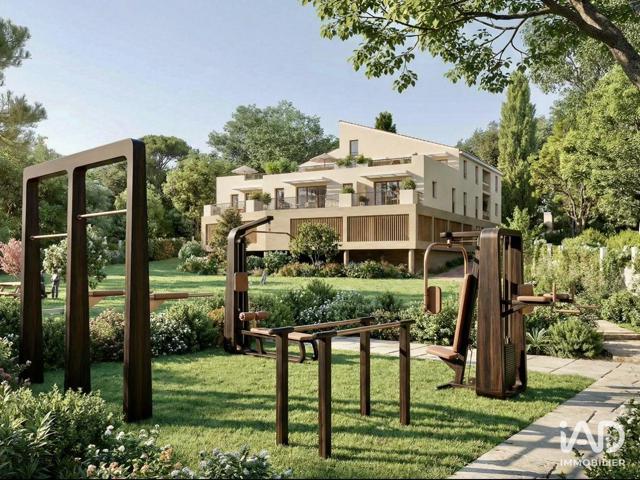 Vente  Appartement F3  de 70 m² à Toulon 410 000 euros Réf: SFN-1883855-5