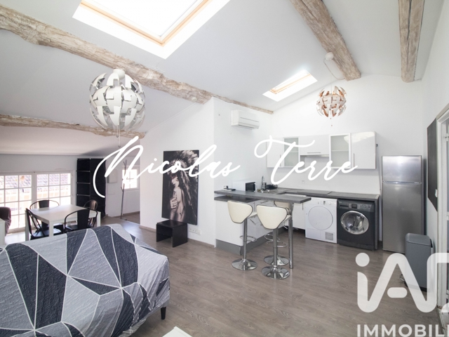 Vente  Appartement T3  de 57 m² à Solliès Pont 150 000 euros Réf: SFN-1918415