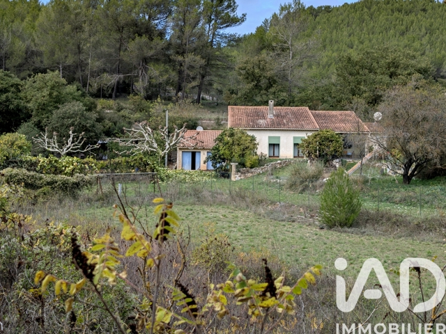 Vente  Maison de 130 m² à Saint Zacharie 829 000 euros Réf: SFN-1875388