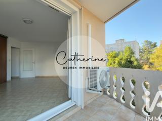 Vente  Studio de 37 m² à Hyères 69 000 euros