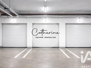 Vente  Garage de 29 m² à Hyères 33 000 euros