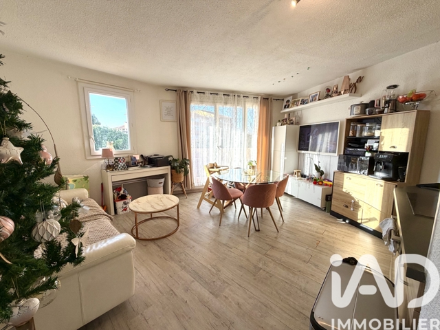 Vente  Appartement F2  de 40 m² à Fréjus 156 000 euros Réf: SFN-1917175