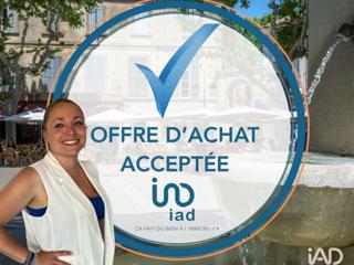 Vente  Local commercial de 168 m² à Saint Cyr Sur Mer 110 000 euros