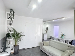 Vente  Appartement T2  de 52 m² à La Seyne 205 000 euros