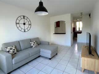 Vente  Appartement F2  de 40 m² à Toulon 99 000 euros